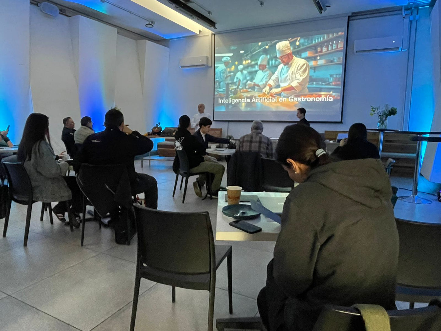 🤖 IA con Peras y Manzanas - Viernes 23 Enero | Innovación Gastronómica